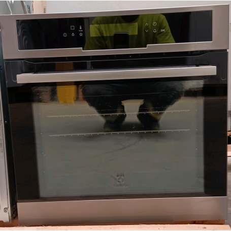 Four Encastrable ELECTROLUX EEC5700AOX