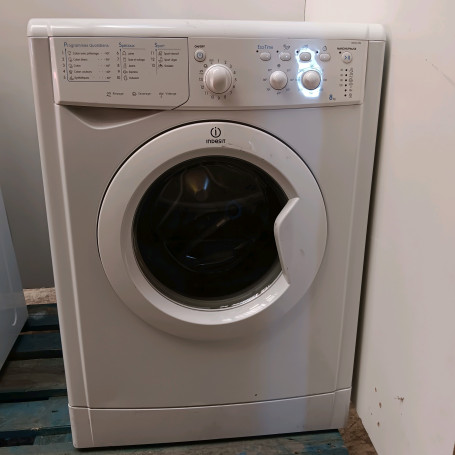 Lave Linge Hublot INDESIT IWC81282 FR