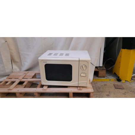 Micro Onde TOKIWA WP800P20